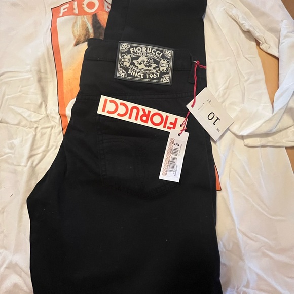 Various fiorucci jeanss, jackets, tshirts.  Various sizes
Naomi campbell - Picture 3 of 16